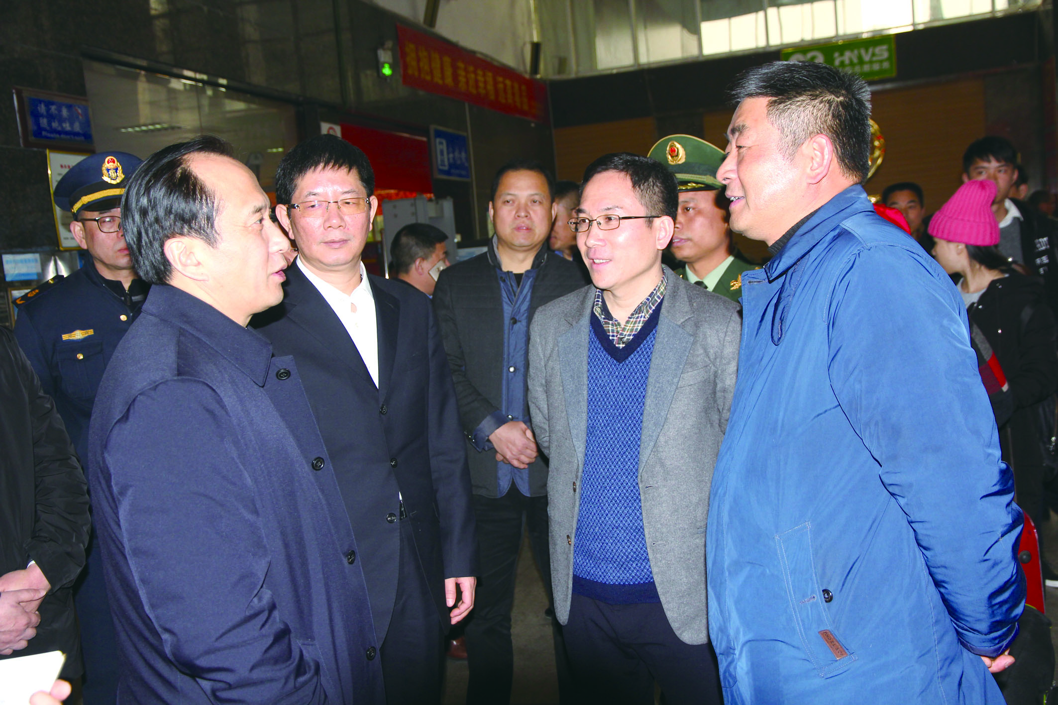 2月8日，副省長、省公安廳廳長許顯輝來我司督導安全生產(chǎn)工作