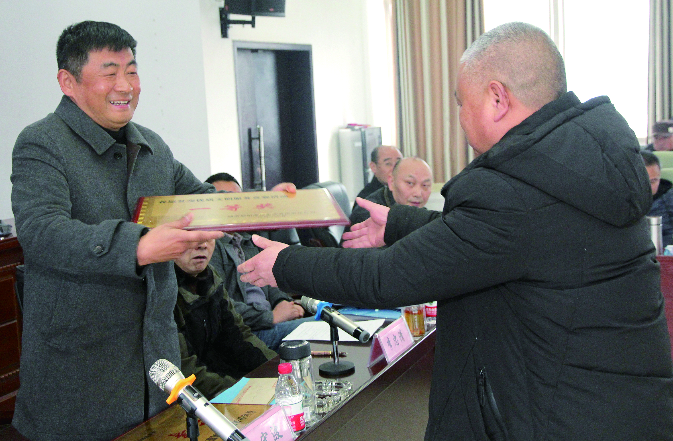 春運(yùn)工作收官 完成旅客發(fā)送量213.81萬人次，同比減少21.09% （李高雄報(bào)道)